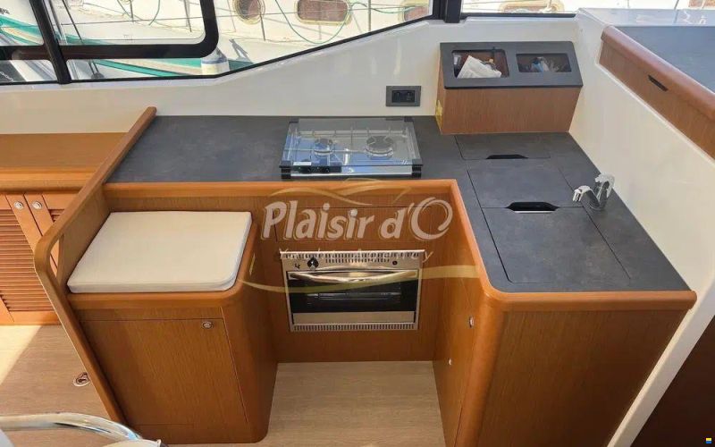 Beneteau Swift Trawler 35