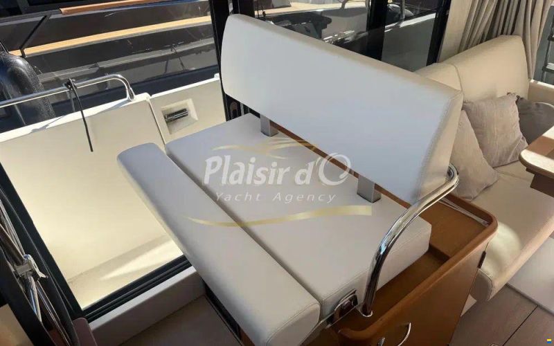 Beneteau Swift Trawler 35