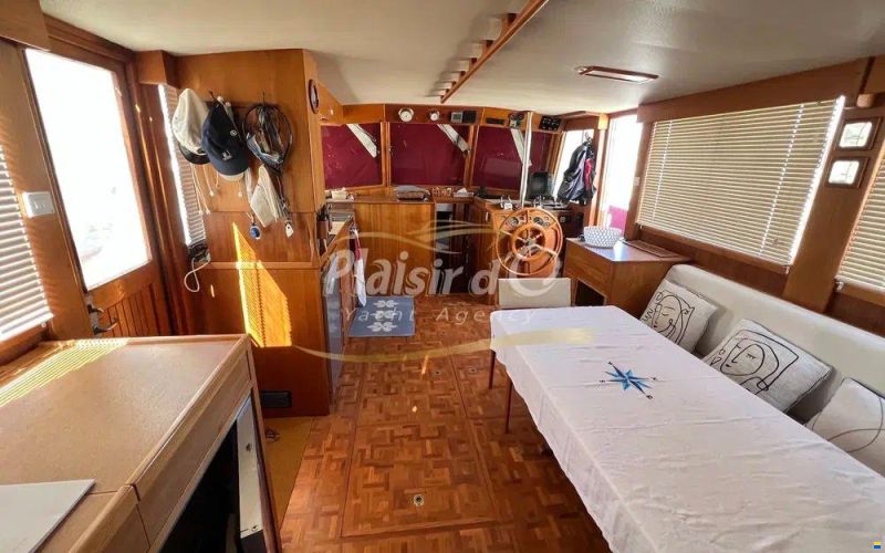 Grand Banks 42