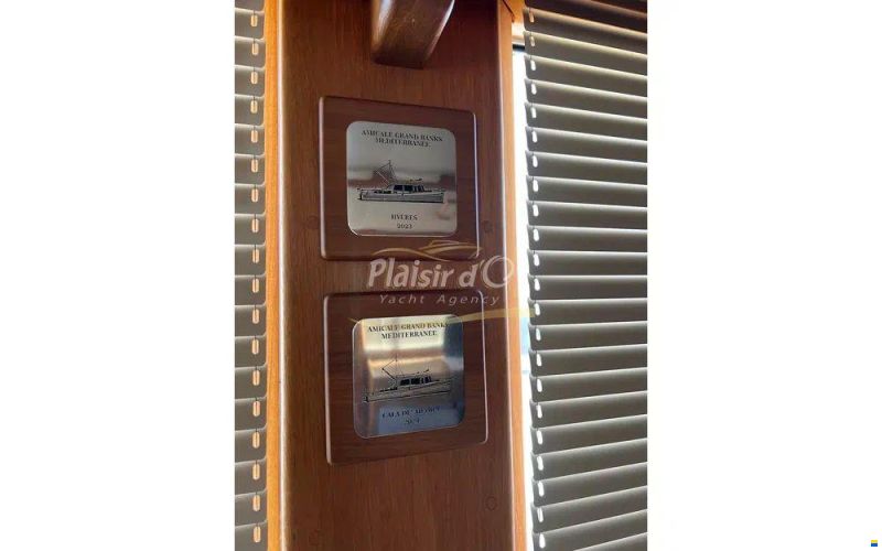 Grand Banks 42