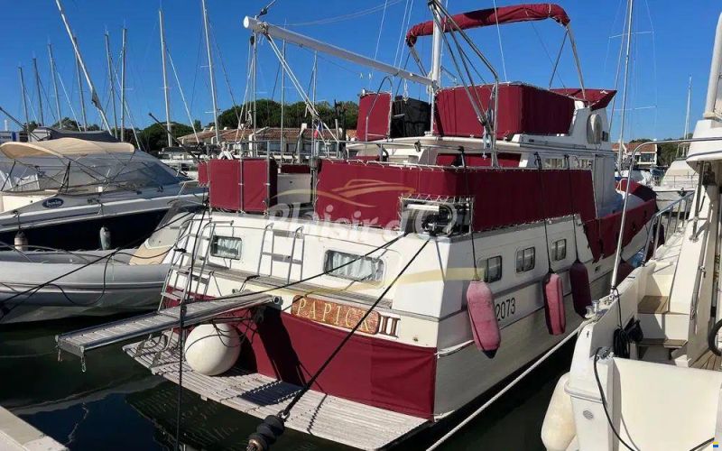 Grand Banks 42