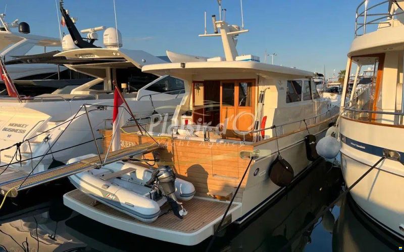 Hampton Yachts Alaska 17