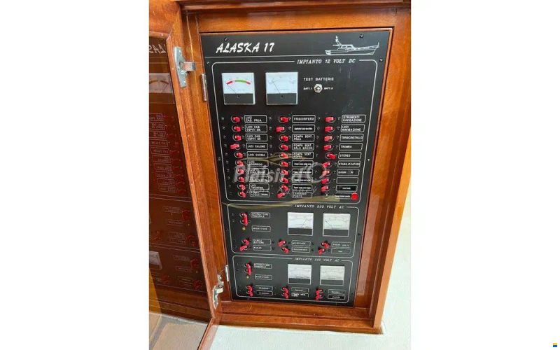 Hampton Yachts Alaska 17
