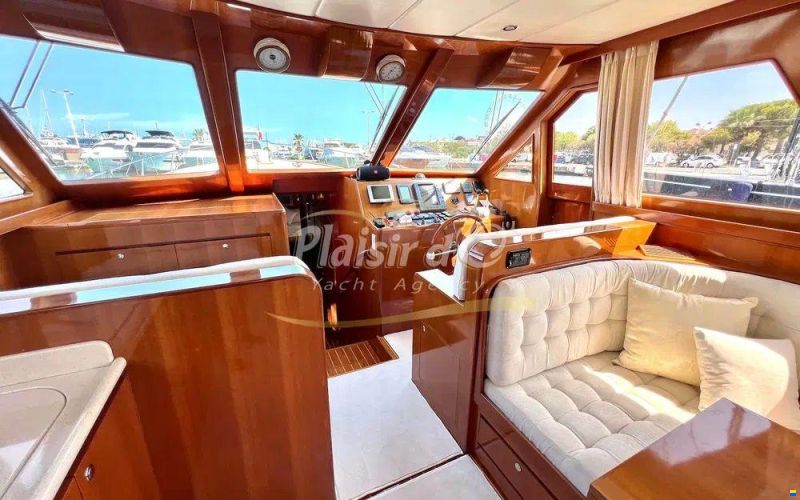 Hampton Yachts Alaska 17