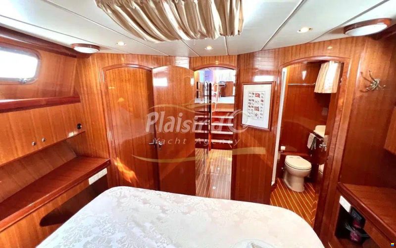 Hampton Yachts Alaska 17