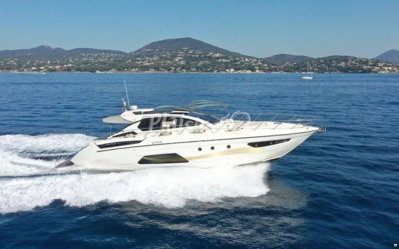 Azimut Atlantis 58
