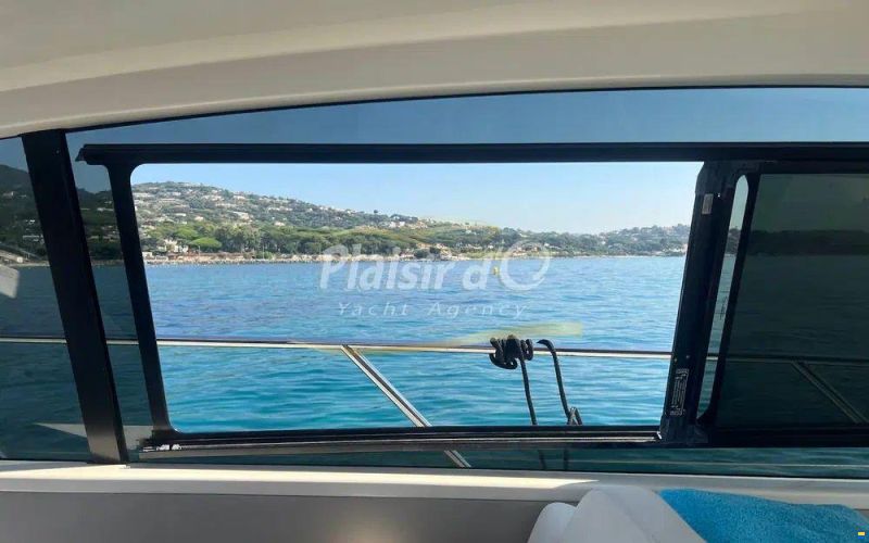 Azimut Atlantis 58