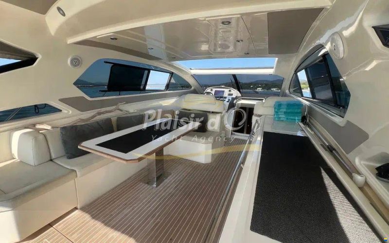Azimut Atlantis 58