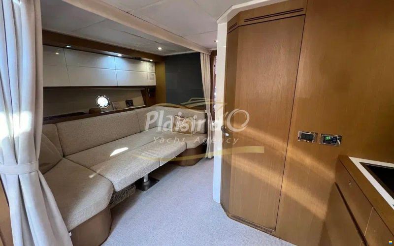 Azimut Atlantis 58
