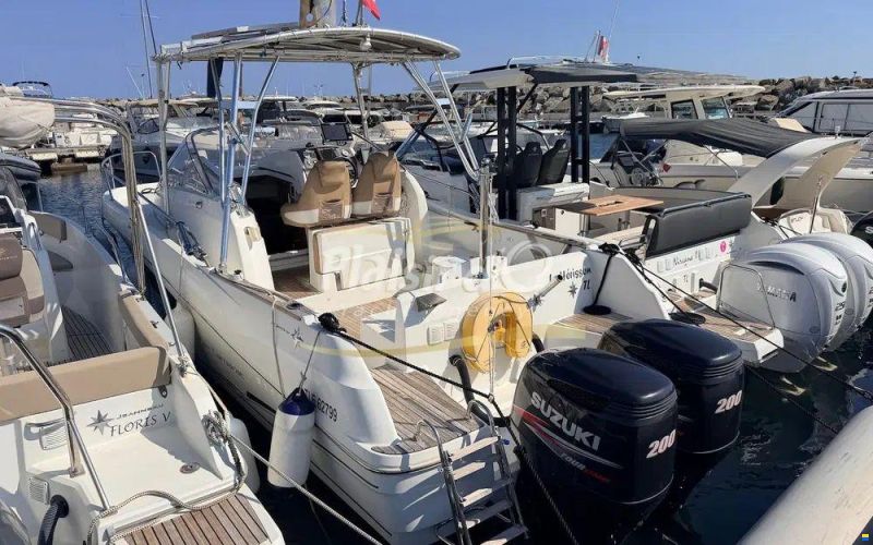 Jeanneau Cap Camarat 8.5 WA