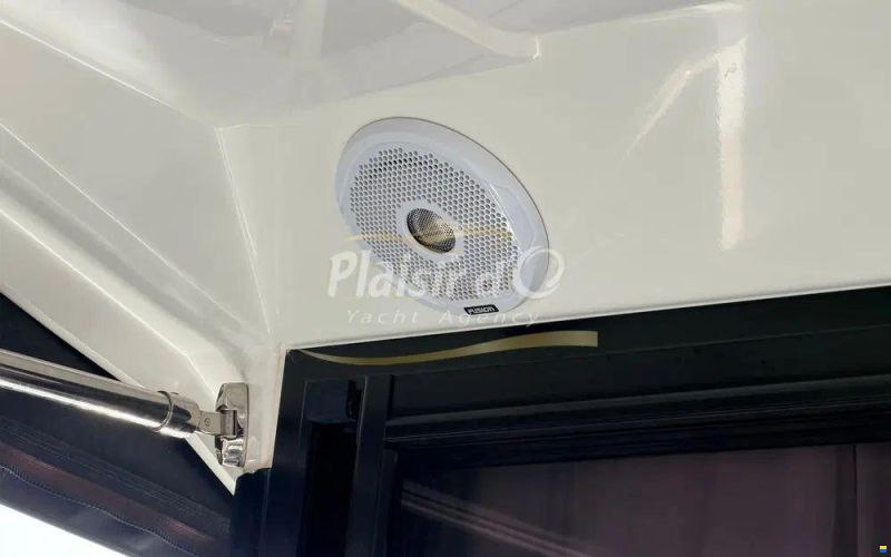 Jeanneau Merry Fisher 895