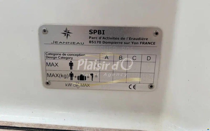 Jeanneau Merry Fisher 895