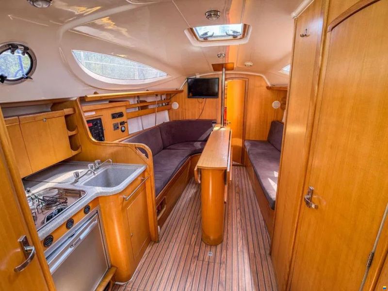 Maxus 33