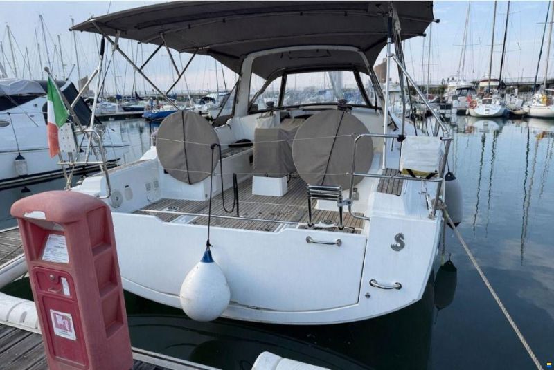 Beneteau OCEANIS 38.1