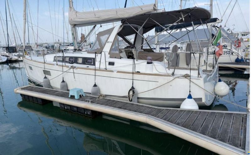 Beneteau OCEANIS 38.1