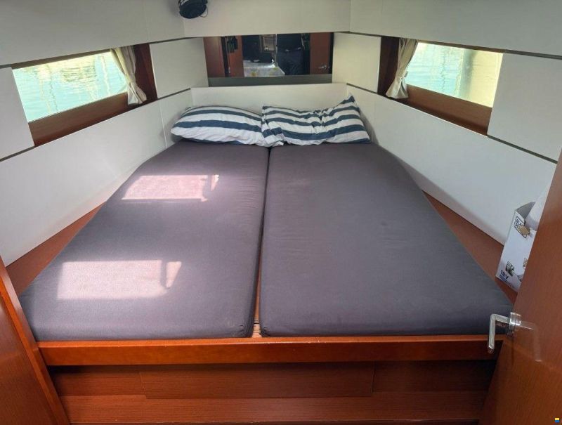Beneteau OCEANIS 38.1