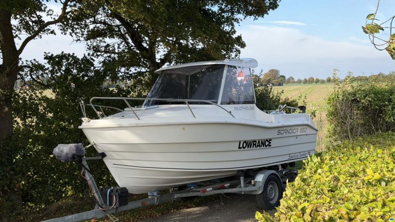 Scandica 550 pilothouse
