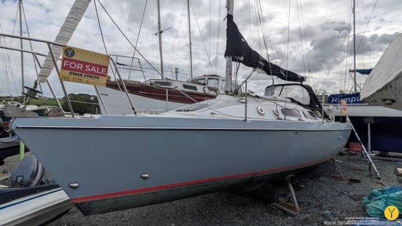 9.9 CRUISER LIFT KEEL