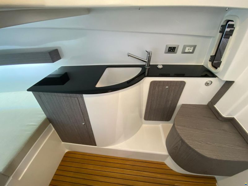 Pirelli 1100 CABIN