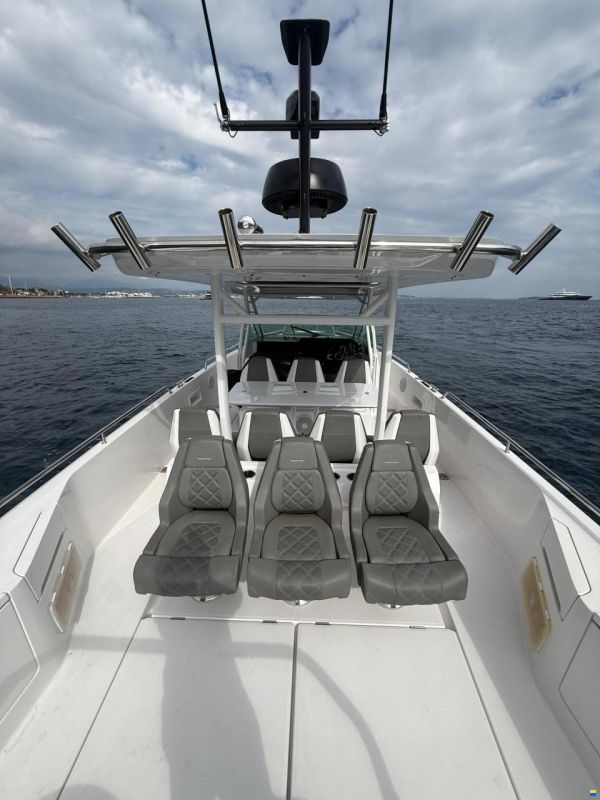 Axopar 37 Sun Top