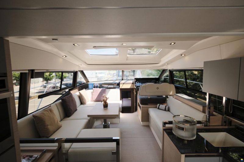 Prestige 460 S
