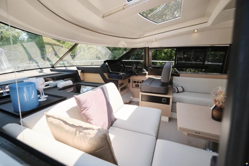 Prestige 460 S