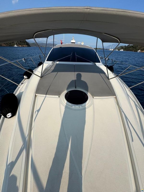 Atlantis 50