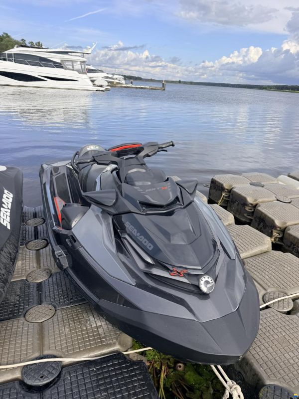 Sea-Doo RXT-X RS 300