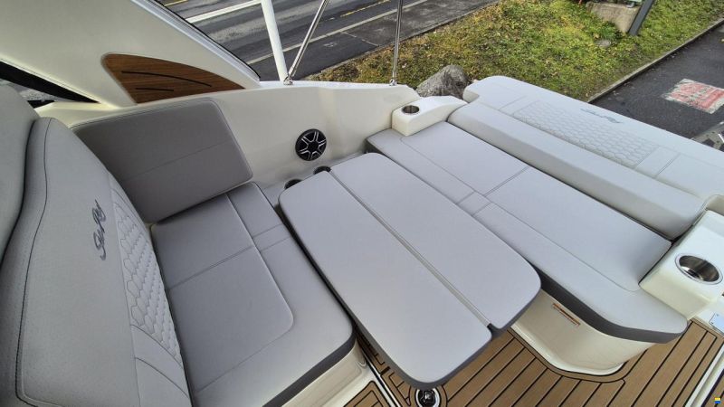 Sea Ray Sundancer 265 Europe
