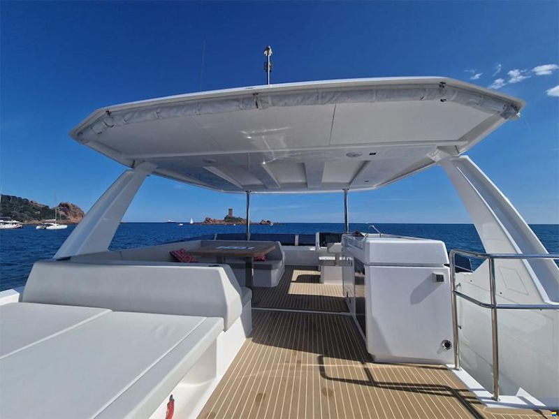 Leopard 46 Powercat