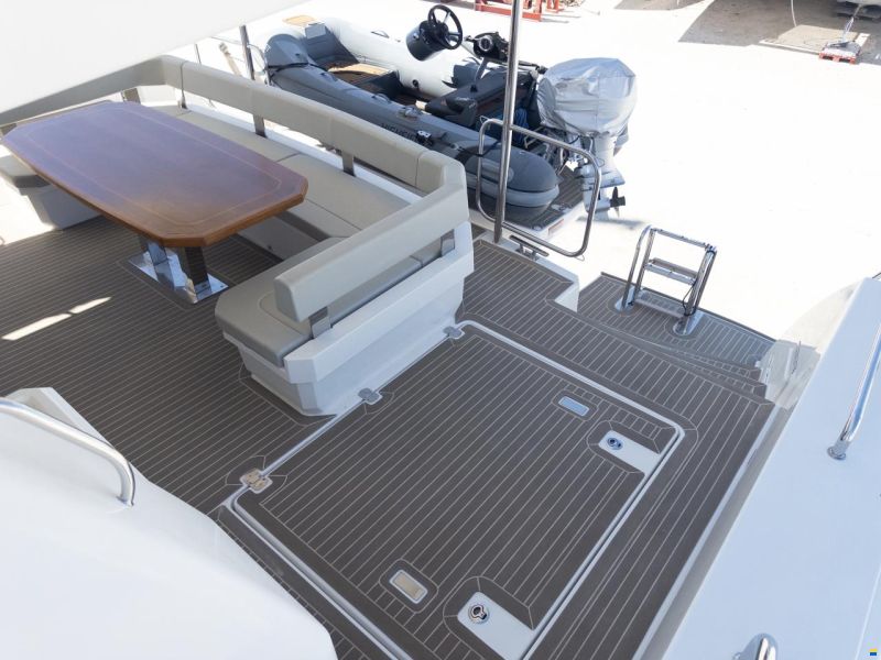 Leopard 46 Powercat