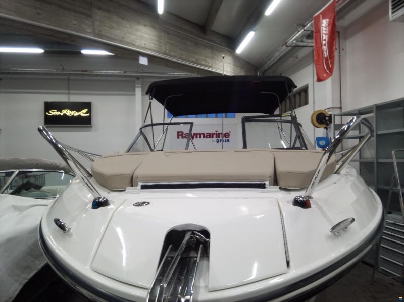 Sea Ray Sun Sport 250