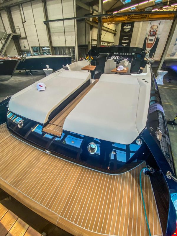 Frauscher 1212 Ghost