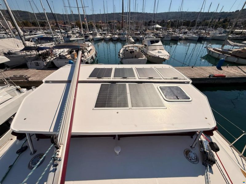 Lagoon 410