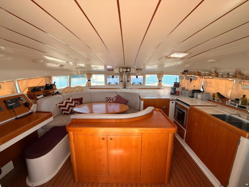 Lagoon 410