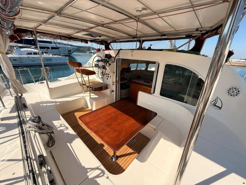 Lagoon 410