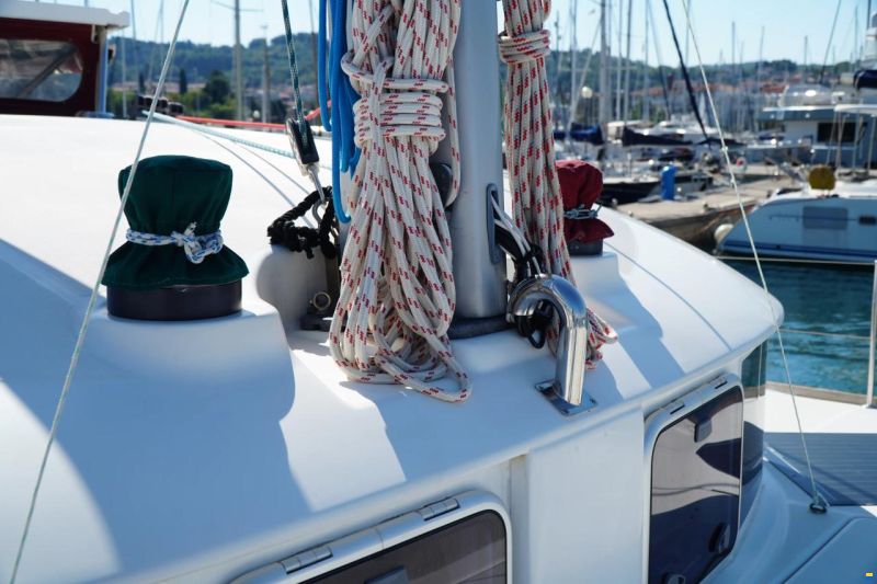 Lagoon 410