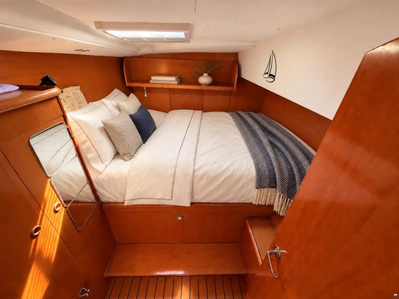 Lagoon 410