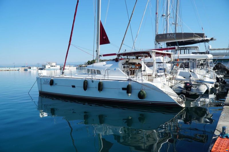 Lagoon 410
