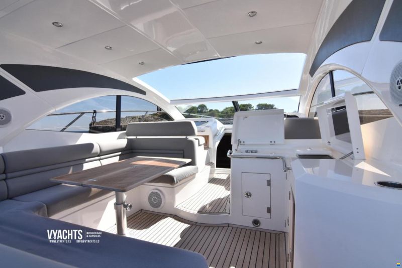 Sunseeker Portofino 48