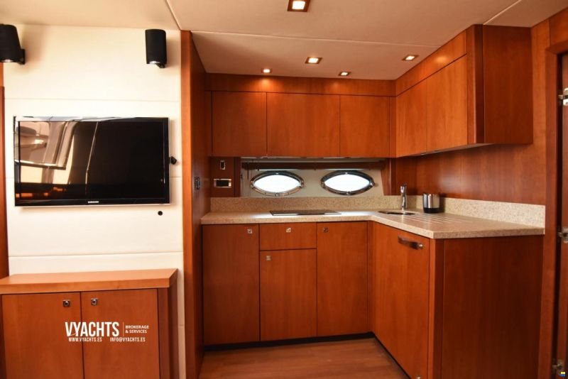 Sunseeker Portofino 48