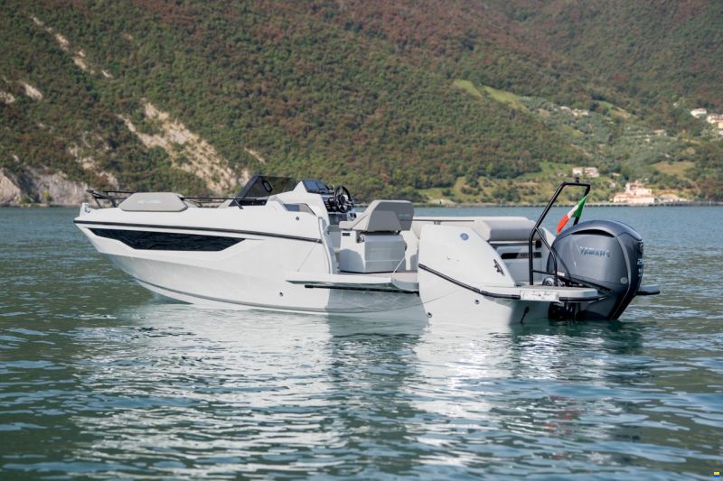 Sessa Key Largo 25