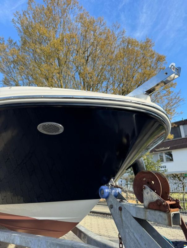 Bayliner VR4
