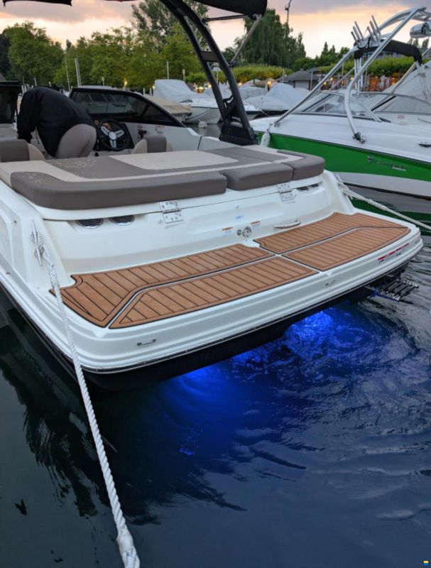 Bayliner VR4