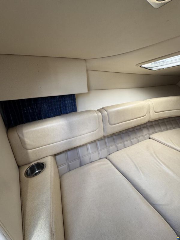 Formula 270 Sun Sport