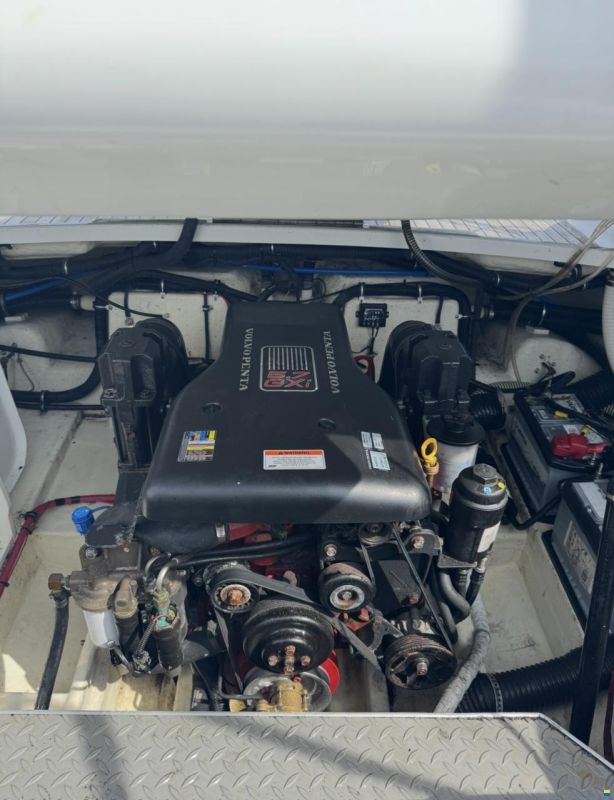 Formula 270 Sun Sport