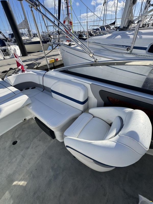 Formula 270 Sun Sport