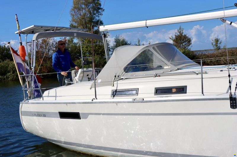 Bavaria 32 Cruiser
