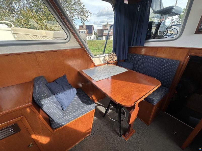Van heckkruiser 995