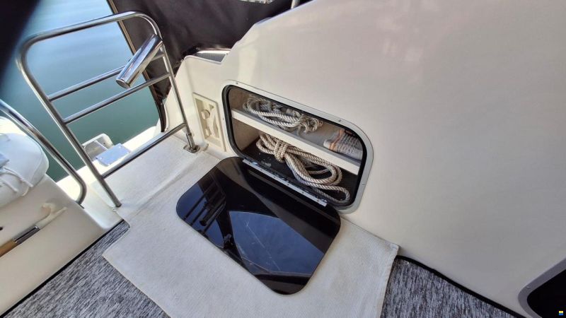 Maxum 2700 SCR